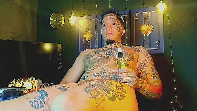 Snapshot of daimond_hope666 chatting on September 19, 8:20 pm daimond hope666 online show from September 19, 8:20 pm