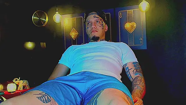 Snapshot of daimond_hope666 chatting on October 2, 8:27 pm daimond hope666 online show from October 2, 8:27 pm