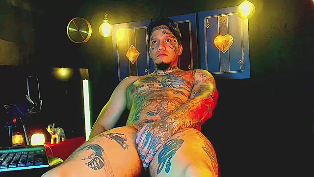 Snapshot of daimond_hope666 chatting on October 27, 8:46 pm daimond hope666 online show from October 27, 8:46 pm