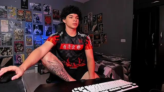 soy ian  online show from February 2, 9:45 pm