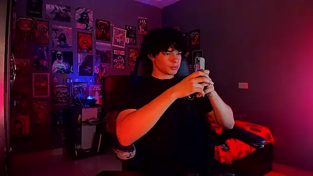 soy ian  online show from February 14, 1:45 am