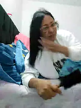 Snapshot of sexy_hot_carol chatting on January 26, 1:09 am sexy hot carol online show from January 26, 1:09 am