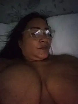 Snapshot of sexy_hot_carol chatting on June 16, 5:32 am sexy hot carol online show from June 16, 5:32 am