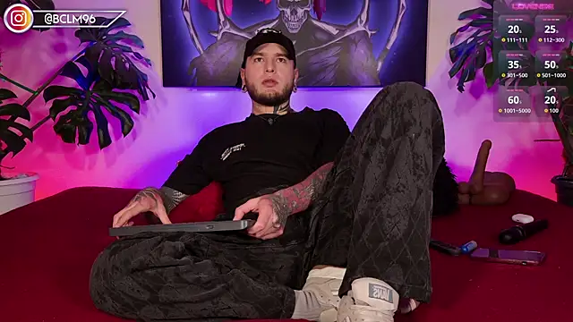 Im Bryan online show from October 24, 1:24 am