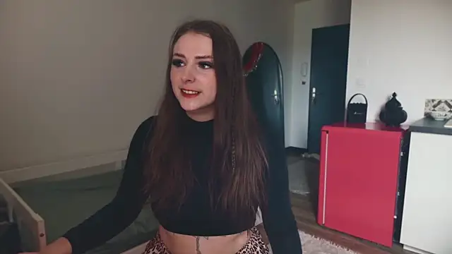 Snapshot of ce_leste__ chatting on February 12, 10:32 am ce leste online show from February 12, 10:32 am