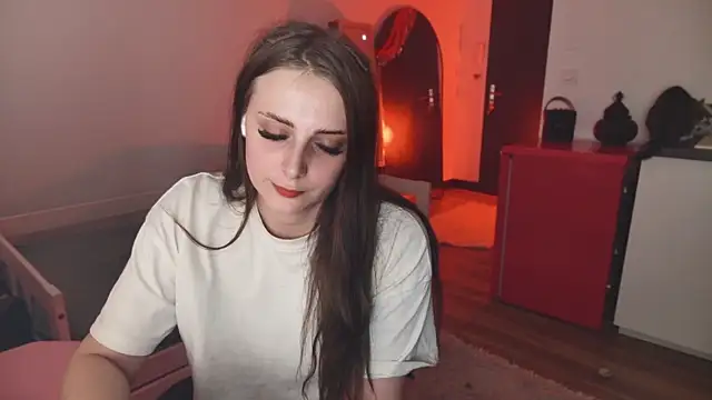 Snapshot of ce_leste__ chatting on February 13, 10:39 pm ce leste online show from February 13, 10:39 pm