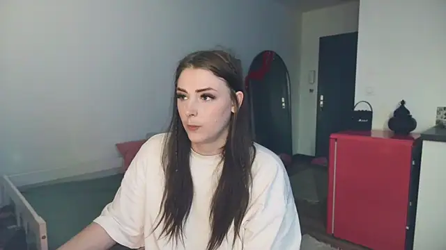 Snapshot of ce_leste__ chatting on February 16, 11:39 am ce leste online show from February 16, 11:39 am