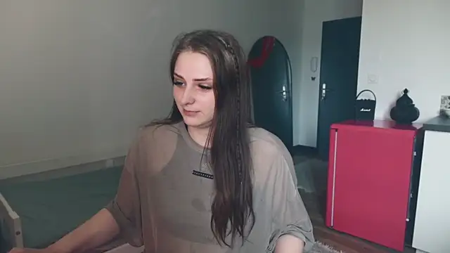 Snapshot of ce_leste__ chatting on February 19, 10:11 am ce leste online show from February 19, 10:11 am