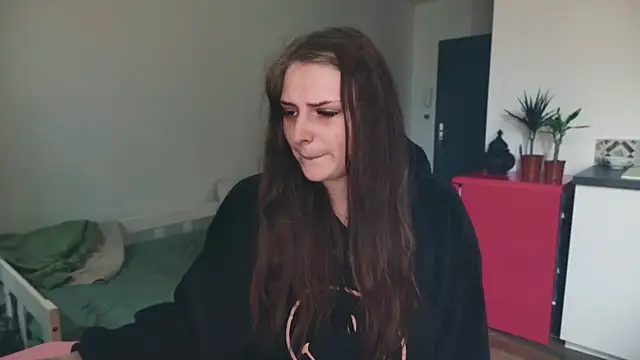 Snapshot of ce_leste__ chatting on February 28, 1:01 pm ce leste online show from February 28, 1:01 pm