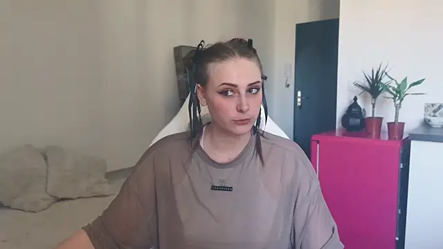 Snapshot of ce_leste__ chatting on March 20, 11:59 am ce leste online show from March 20, 11:59 am