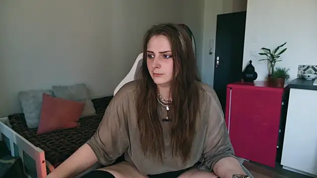 Snapshot of ce_leste__ chatting on May 22, 11:38 am ce leste online show from May 22, 11:38 am
