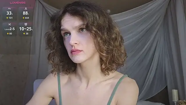 Soo dreamy online show from March 26, 1:22 am