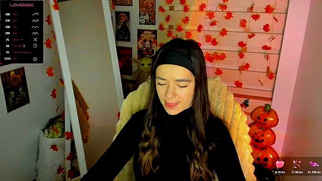 Snapshot of Bella_XO chatting on November 15, 7:49 am Bella XO online show from November 15, 7:49 am