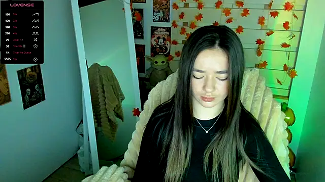 Snapshot of Bella_XO chatting on November 17, 7:25 am Bella XO online show from November 17, 7:25 am