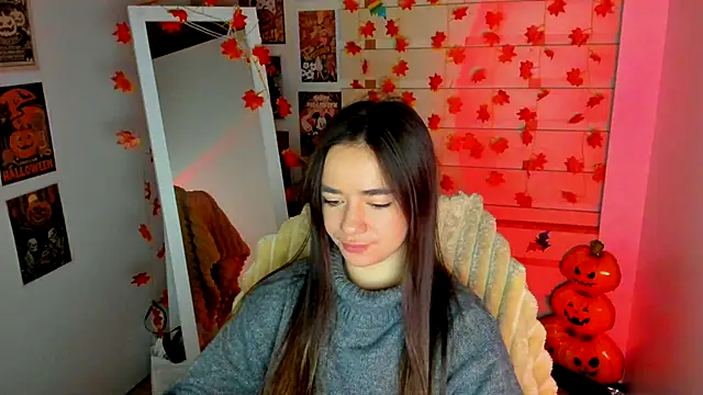 Snapshot of Bella_XO chatting on November 18, 7:46 am Bella XO online show from November 18, 7:46 am