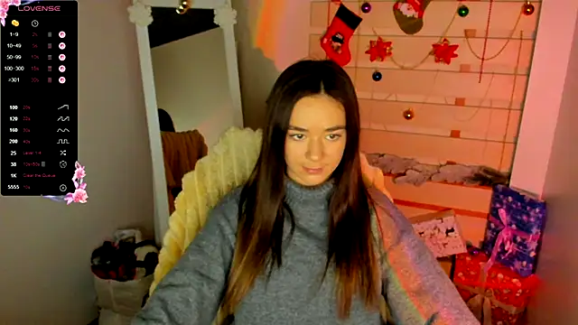 Snapshot of Bella_XO chatting on December 3, 8:23 am Bella XO online show from December 3, 8:23 am