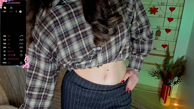 Snapshot of Bella_XO chatting on February 7, 8:29 am Bella XO online show from February 7, 8:29 am