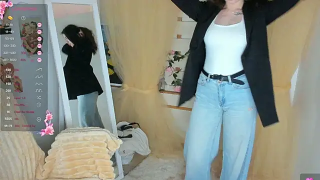 Bella XO online show from May 13, 6:44 am