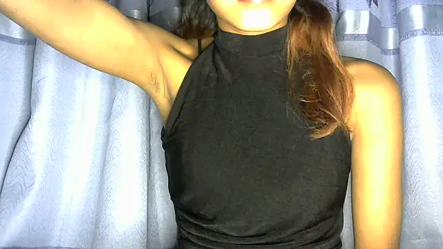 Snapshot of jassi-just18 chatting on December 10, 7:54 pm jassi-just18 online show from December 10, 7:54 pm