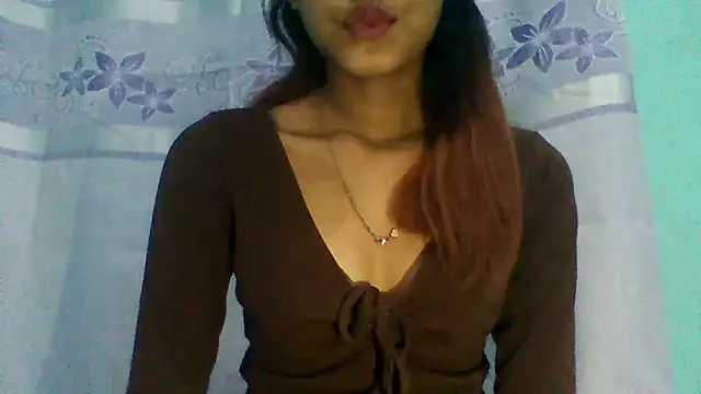 Snapshot of jassi-just18 chatting on February 20, 10:05 am jassi-just18 online show from February 20, 10:05 am