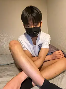 lilboy06xh online show from February 12, 12:33 pm