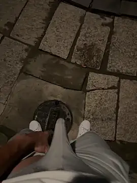 Snapshot of frnk30151 chatting on February 26, 3:00 pm frnk30151 online show from February 26, 3:00 pm