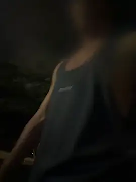 Snapshot of frnk30151 chatting on April 8, 2:50 pm frnk30151 online show from April 8, 2:50 pm