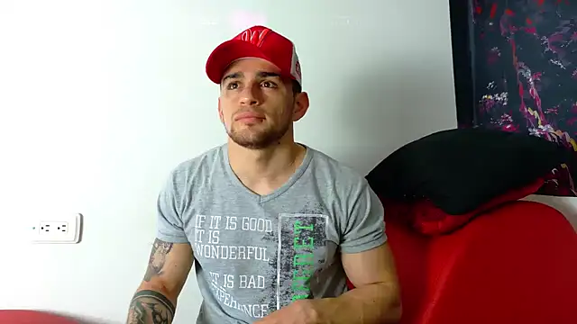 Snapshot of Sexy_Alejandro_ chatting on October 22, 12:05 pm Sexy Alejandro  online show from October 22, 12:05 pm