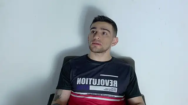 Sexy Alejandro  online show from May 12, 8:44 am