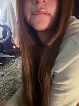 aly golden  online show from December 14, 7:36 am