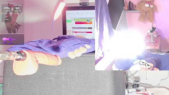 kira touka online show from November 24, 5:51 am