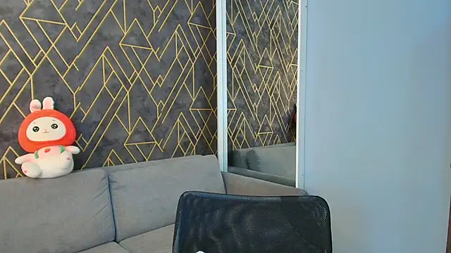 Snapshot of lauren_jaureguifg chatting on February 14, 7:17 am lauren jaureguifg online show from February 14, 7:17 am