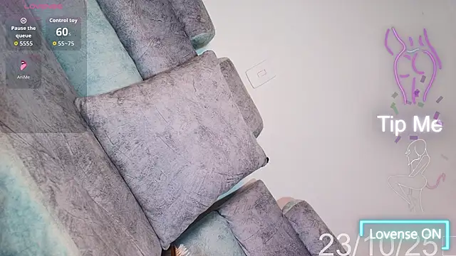 Snapshot of Kenia_Fox chatting on October 24, 5:59 am Kenia Fox online show from October 24, 5:59 am