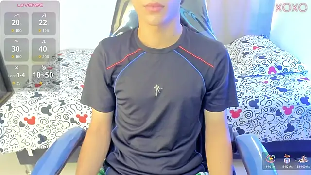 Snapshot of adonis_lovely chatting on September 9, 12:37 pm adonis lovely online show from September 9, 12:37 pm
