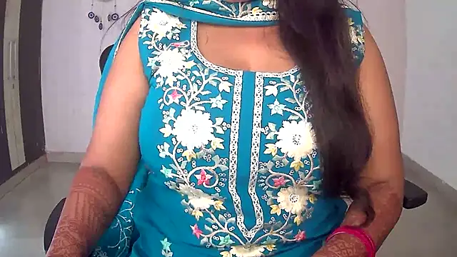 Swetaa  online show from October 12, 5:17 am