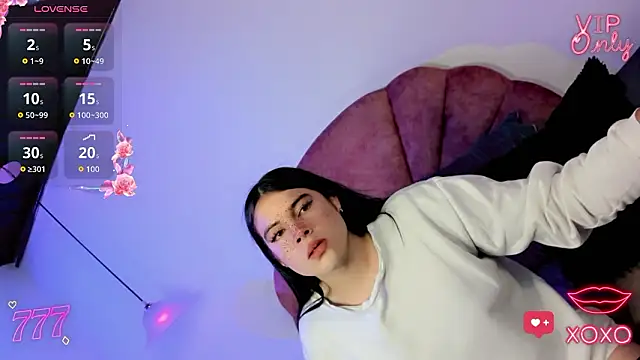 Alliemilky online show from March 18, 6:55 pm