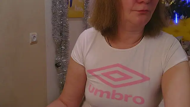 Snapshot of HolyMilfa chatting on January 22, 11:23 am HolyMilfa online show from January 22, 11:23 am