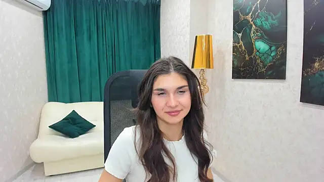 MiaAxel online show from February 1, 2:45 pm