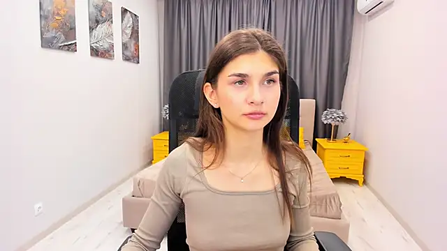 MiaAxel online show from March 14, 4:43 am