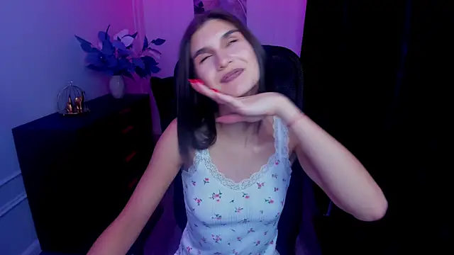 MiaAxel online show from September 17, 4:47 am