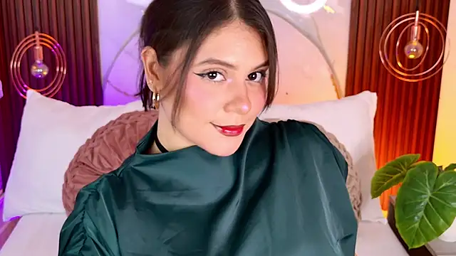 pamelajons  online show from May 14, 12:34 pm