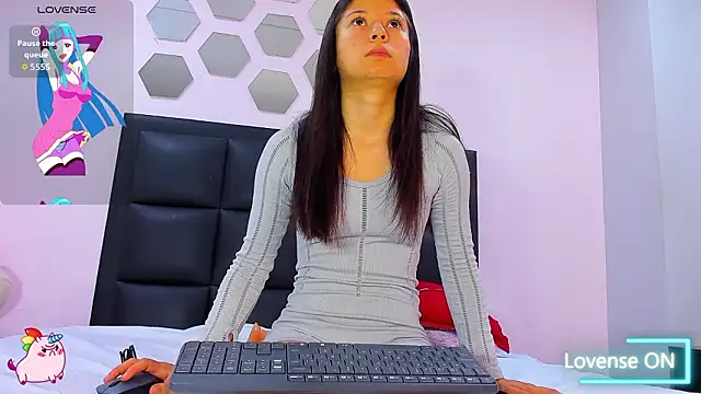 Catalina Jonex online show from February 24, 11:30 am