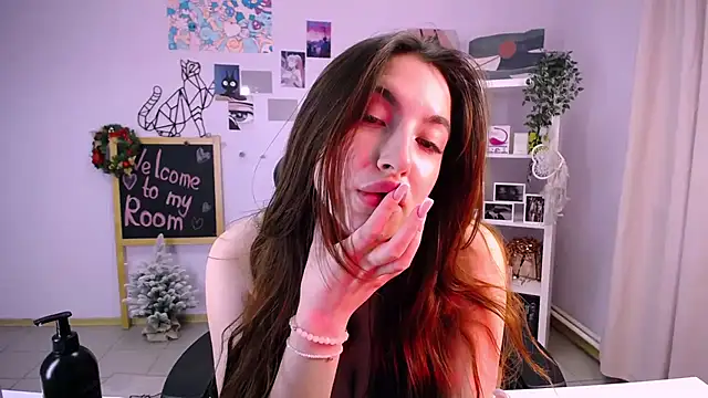 MelissaLovvv online show from January 3, 8:32 am