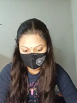 Snapshot of Nadia-2 chatting on December 20, 6:24 pm Nadia-2 online show from December 20, 6:24 pm