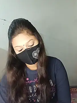Snapshot of Nadia-2 chatting on January 3, 1:47 pm Nadia-2 online show from January 3, 1:47 pm