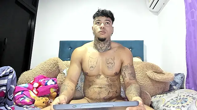 daamonxxx19 online show from January 10, 10:58 pm