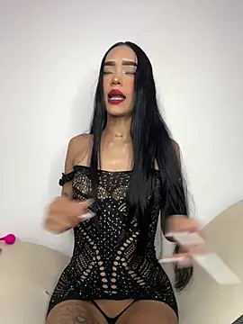 Exotic girl666 online show from May 8, 1:11 am