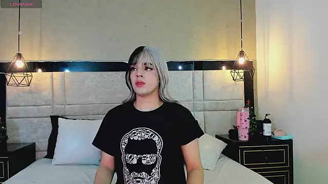 JustinePerry online show from November 24, 3:28 am