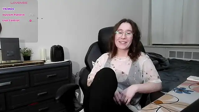 Snapshot of Kinkycouple1789 chatting on December 29, 6:14 am Kinkycouple1789 online show from December 29, 6:14 am