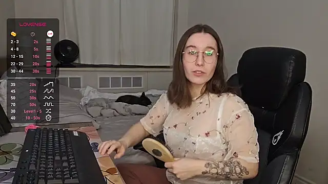 Snapshot of Kinkycouple1789 chatting on January 2, 1:38 am Kinkycouple1789 online show from January 2, 1:38 am